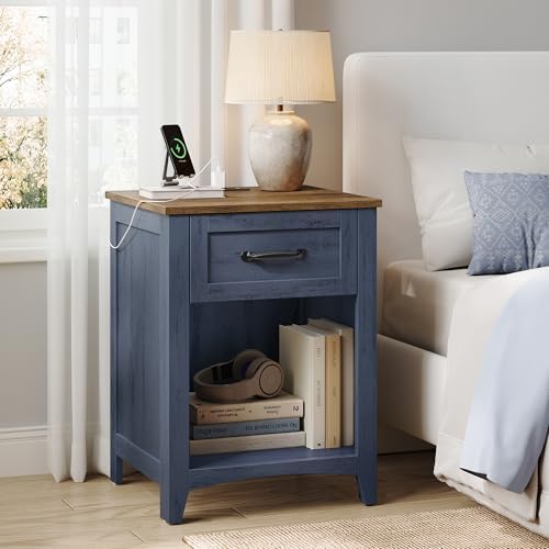 VASAGLE Farmhouse Nightstand with Charging Station, 1 Drawer