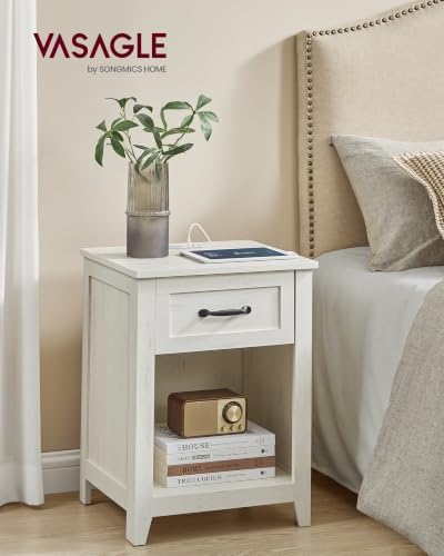 VASAGLE Farmhouse Wood Nightstands with Charging Station