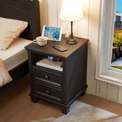 SAVOR LIFE Farmhouse Side Table with Charging Station, Black