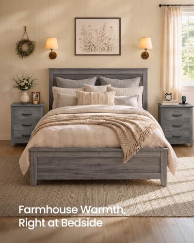 VASAGLE Farmhouse Nightstand with Charging Station, 3 Drawers