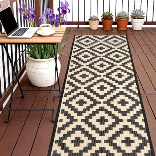 SAND MINE Reversible Mats, Plastic Straw Rug, Modern Area Rug, Large Floor Mat and Rug for Outdoors, RV, Patio, Backyard, Deck, Picnic, Beach, Trailer, Camping (2.5' x 8', Black & Beige Lattice)
