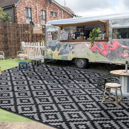 SAND MINE Waterproof Outdoor Rug 10x20 ft, Plastic Reversible Rug, Modern Area Rug, Large Floor Mat for Outdoors, RV, Patio, Backyard, Deck, Picnic, Beach, Camping, Black & Grey
