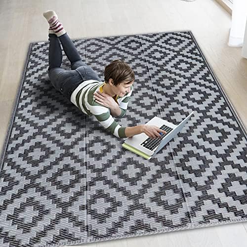 SAND MINE Waterproof Outdoor Rug 4x6 ft, Reversible Mats, Modern Area Rug, Large Floor Mat and Rug for Outdoors, RV, Patio, Backyard, Deck, Picnic, Beach, Trailer, Camping, Black & Grey Lattice